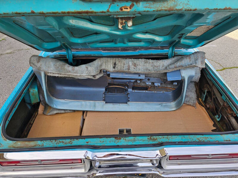 1964 Ford Thunderbird