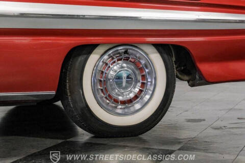 1961 Oldsmobile Starfire