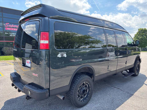 2017 GMC Savana 2500