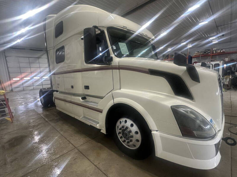 2015 Volvo VNL