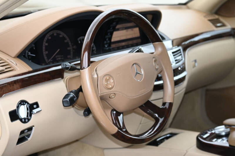 2007 Mercedes-Benz S-Class S 550