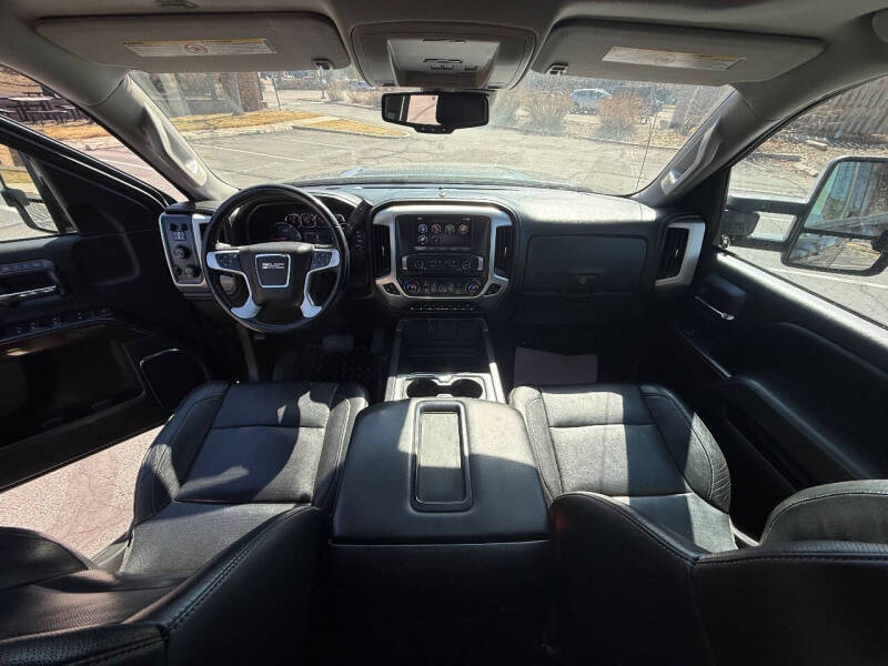 Image 7 of 2015 GMC Sierra 2500HD SLT