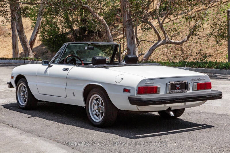 1977 Alfa Romeo Spider Veloce 2000