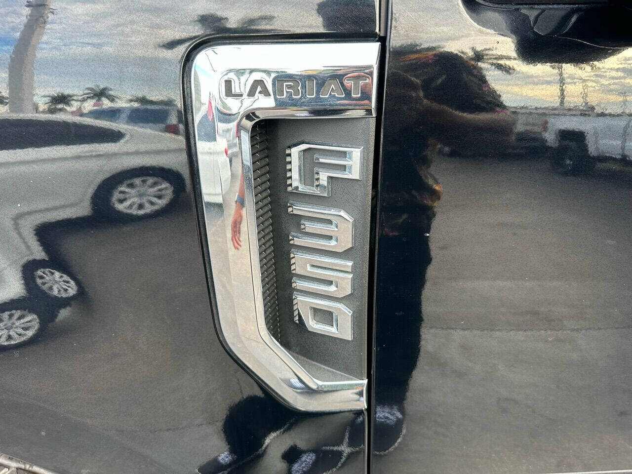 2017 FORD F-350 Pickup - $34,900