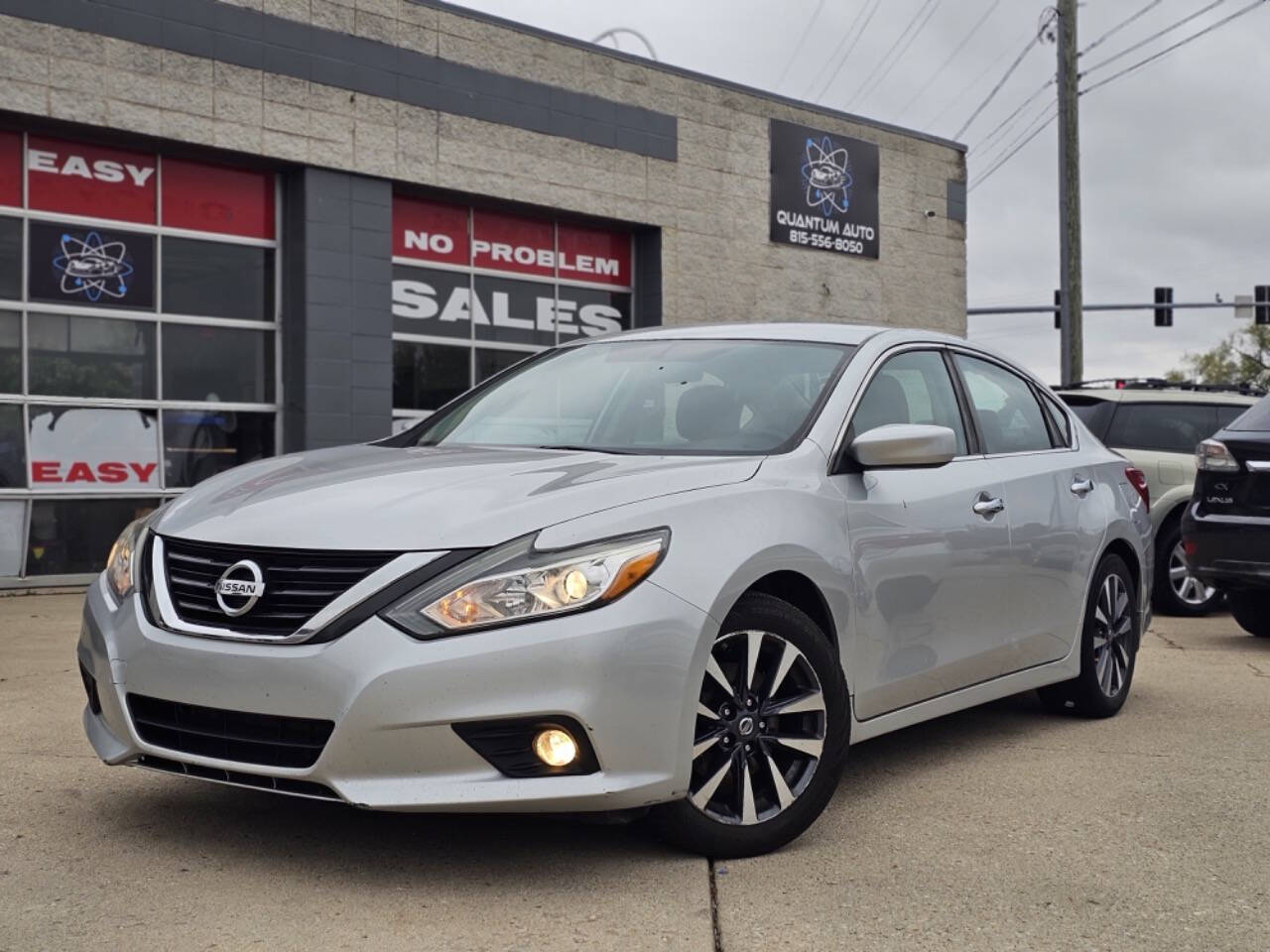 2016 Nissan Altima for sale at Quantum Auto Co in Plainfield, IL