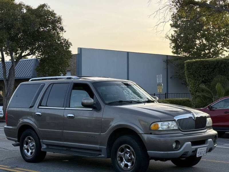 2001 Lincoln Navigator