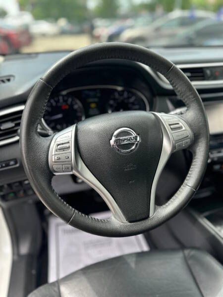 2015 Nissan Rogue