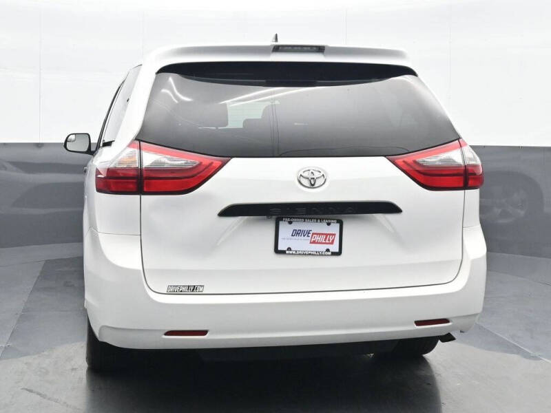 2020 Toyota Sienna L 7-Passenger