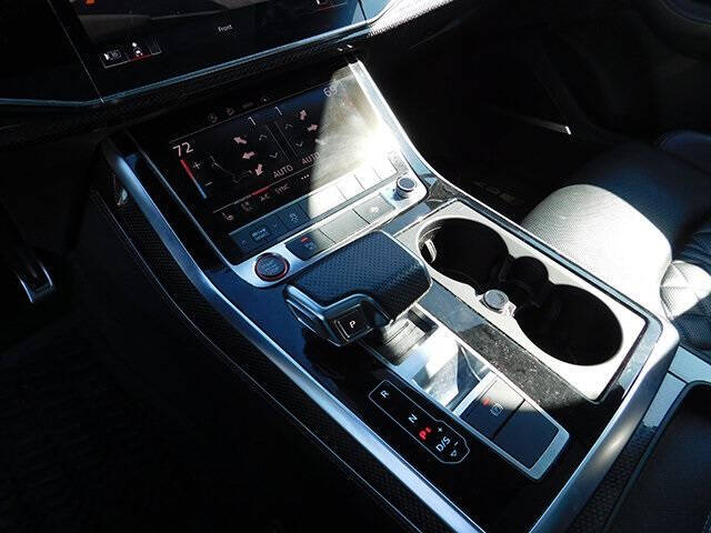 2022 Audi SQ7 4.0T quattro Premium Plus