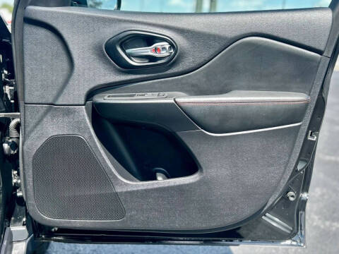 2022 Jeep Cherokee Trailhawk