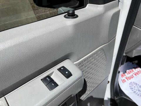 2014 Ford E-Series E-350 SD