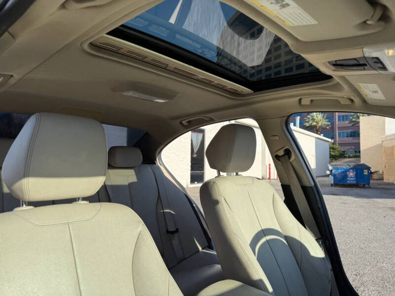 2015 BMW 3 Series 328i