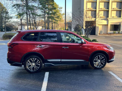 2016 Mitsubishi Outlander ES