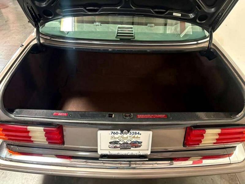 1991 Mercedes-Benz 560-Class 560 SEL