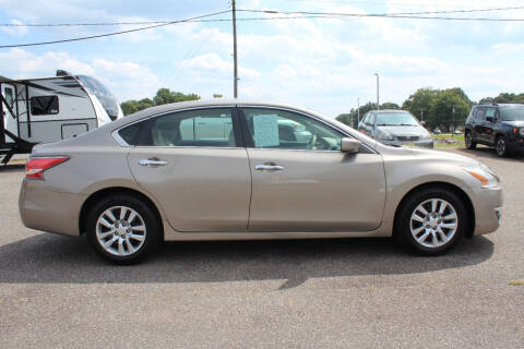 2014 Nissan Altima for sale at Castillo Auto Sales in Statesville NC