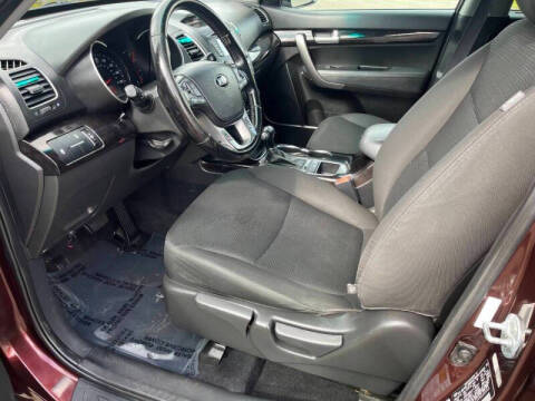 2015 Kia Sorento LX