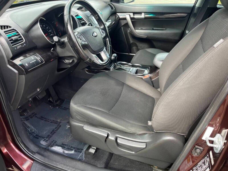2015 Kia Sorento LX