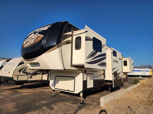 2018 Keystone RV Alpine