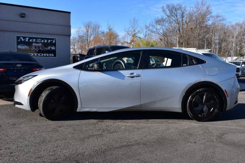 2023 Toyota Prius LE