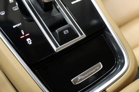 2018 Porsche Panamera