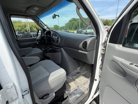 2006 Ford E-Series E-350 SD XLT