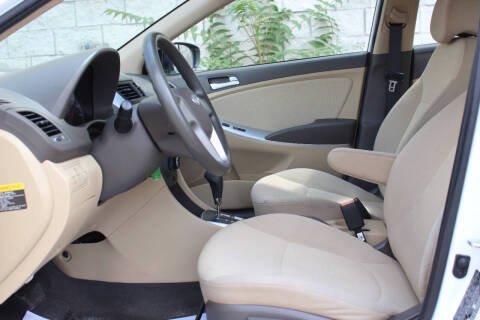 2013 Hyundai Accent GLS