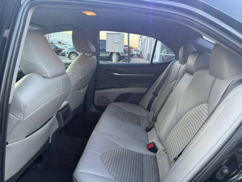 2019 Toyota Camry SE