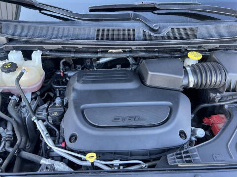 2020 Chrysler Pacifica Limited Red S