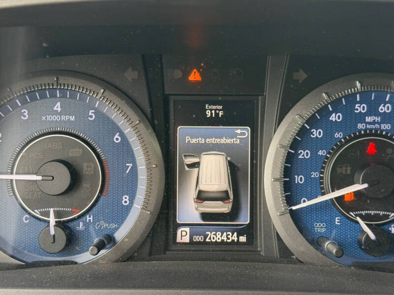 2015 Toyota Sienna XLE 8-Passenger