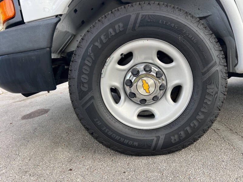 2016 Chevrolet Express 2500