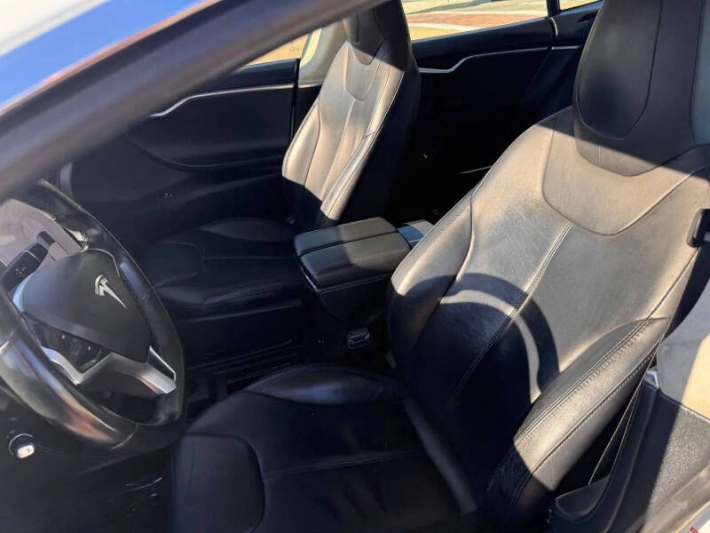 2014 Tesla Model S