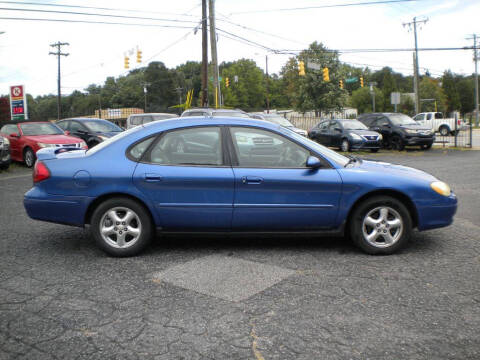 2002 Ford Taurus SE