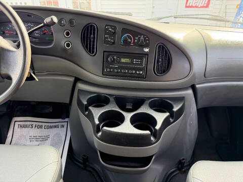 2008 Ford E-Series E-350 SD XLT