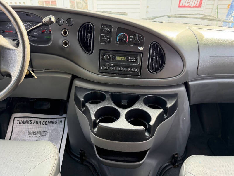 2008 Ford E-Series E-350 SD XLT