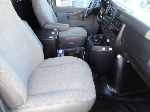 2016 Chevrolet Express 2500