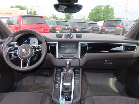 2017 Porsche Macan S