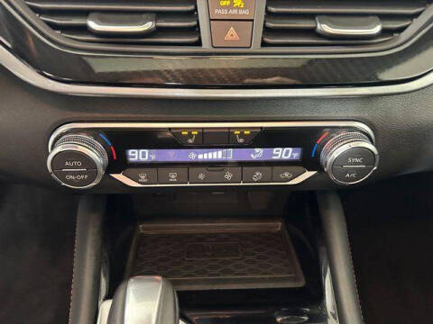 2025 Nissan Altima 2.5 SR