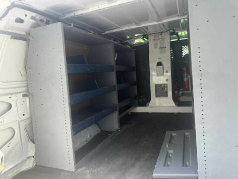 2011 Ford E-Series E-350 SD