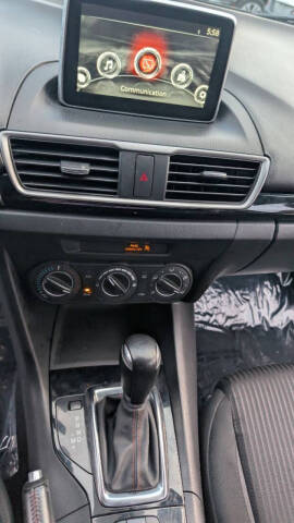 2016 Mazda MAZDA3 i Touring