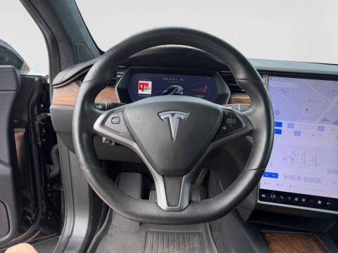 2020 Tesla Model X Long Range