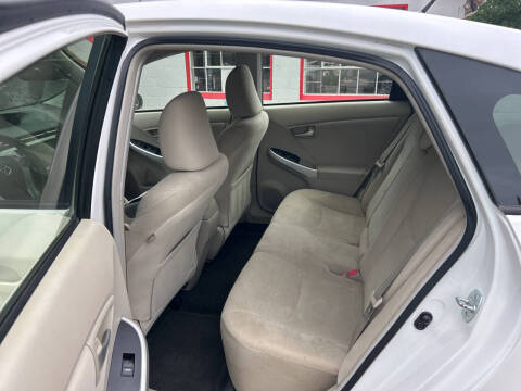 2013 Toyota Prius Two