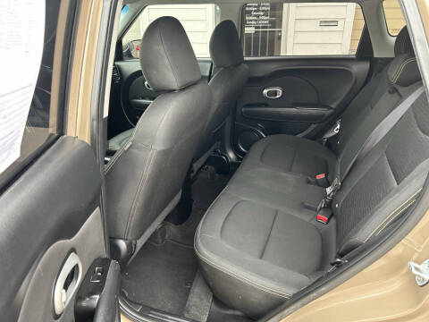 2014 Kia Soul +