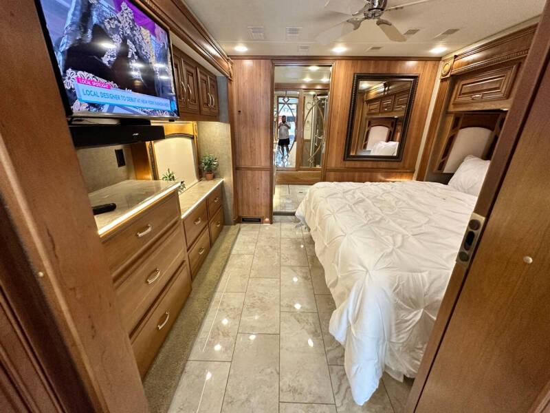 2017 Entegra Anthem 44b 1.5 Bath, 450hp Dies