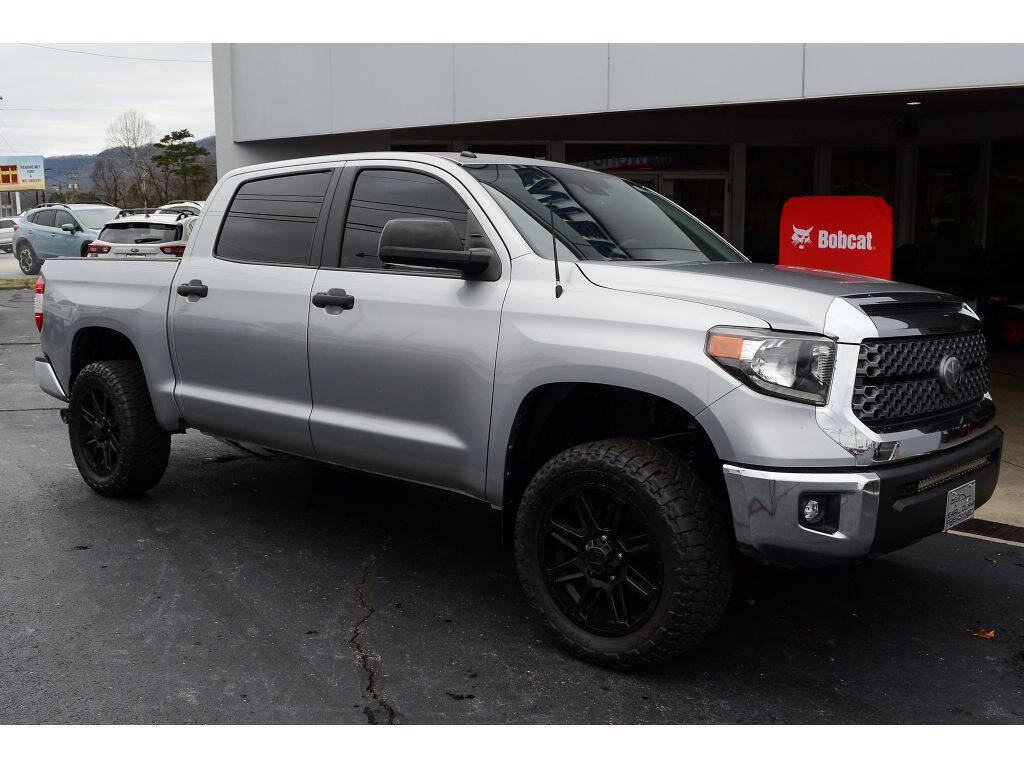 2018 Toyota Tundra for sale at EARL DUFF PRE-OWNED CENTER in Harriman, TN