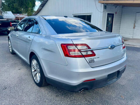2017 Ford Taurus Limited