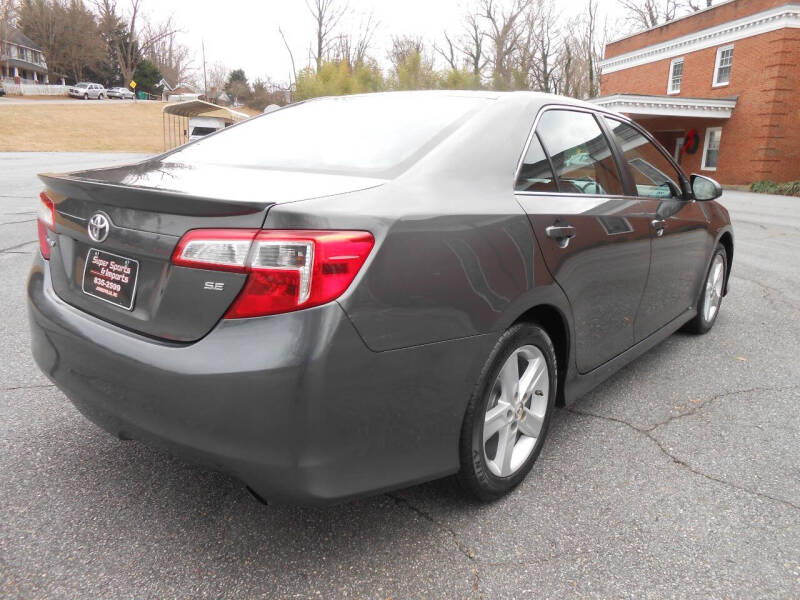 2014 Toyota Camry SE