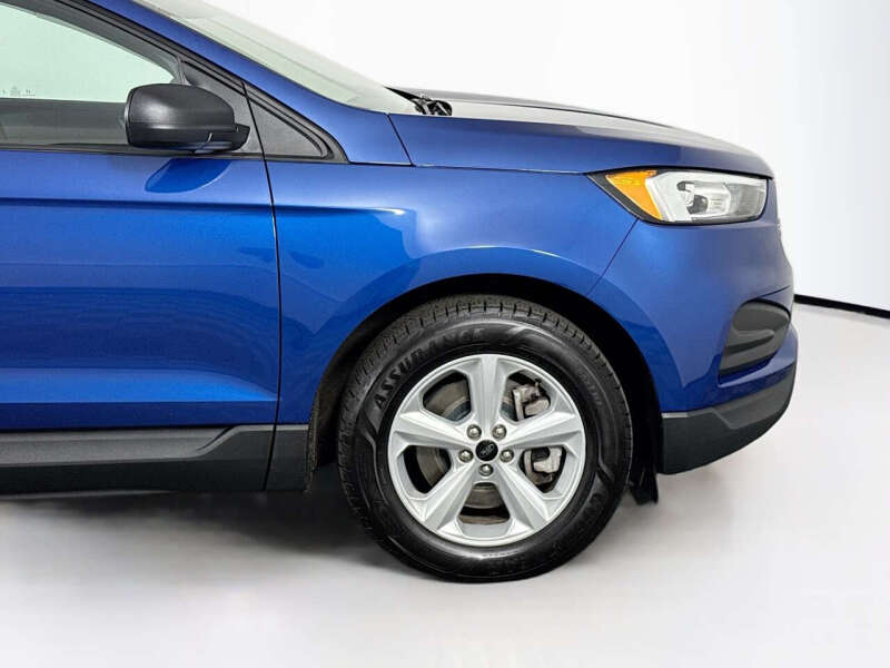 2023 Ford Edge SE