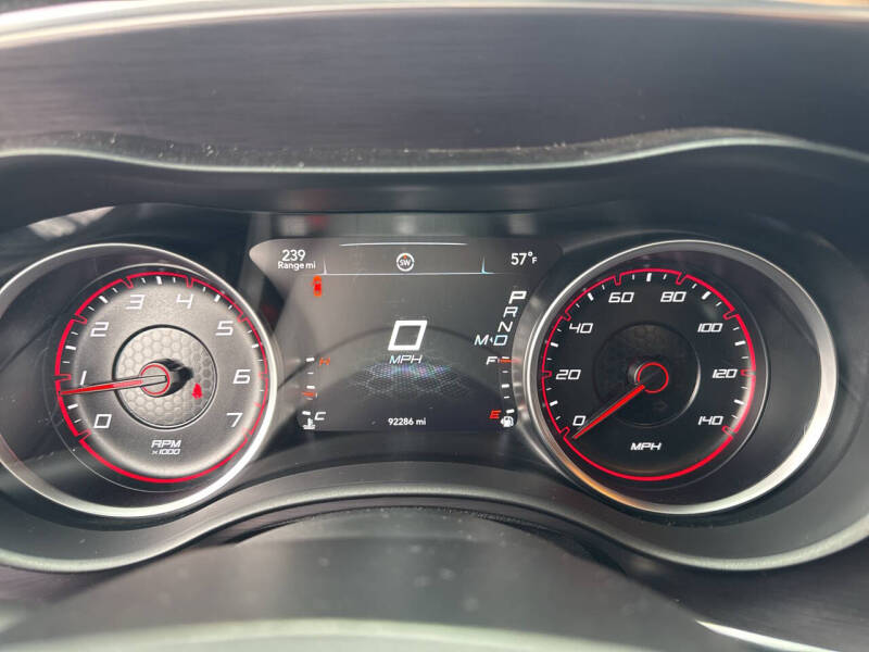 2016 Dodge Charger SE