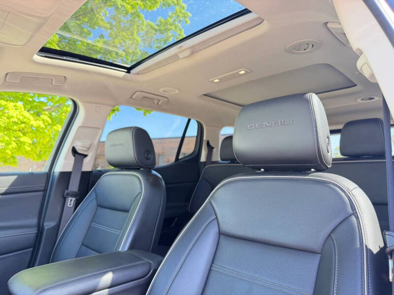 2021 GMC Acadia Denali