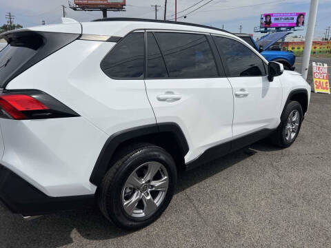 2022 Toyota RAV4 XLE